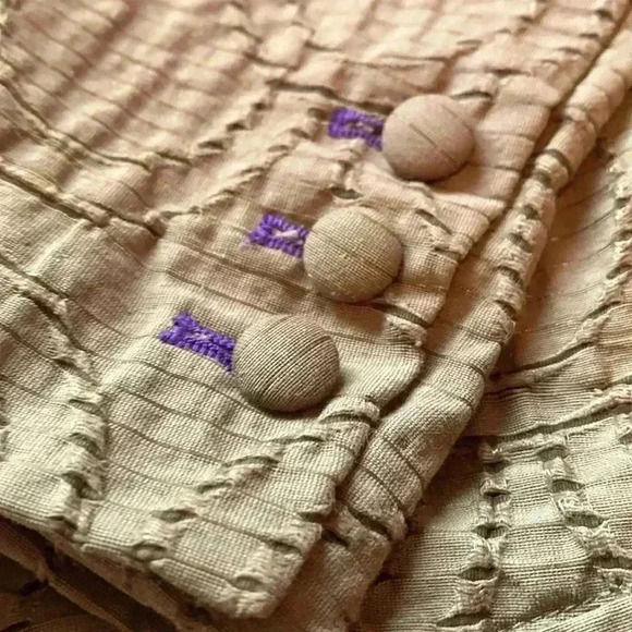 Vera Wang NWOT Fitted Blazer Unique Textured  Fabric 2 Pockets - Picture 8 of 10